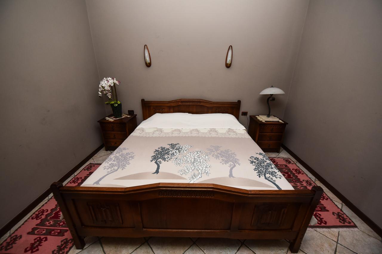 Real Scampis Hotel Elbasan Luaran gambar