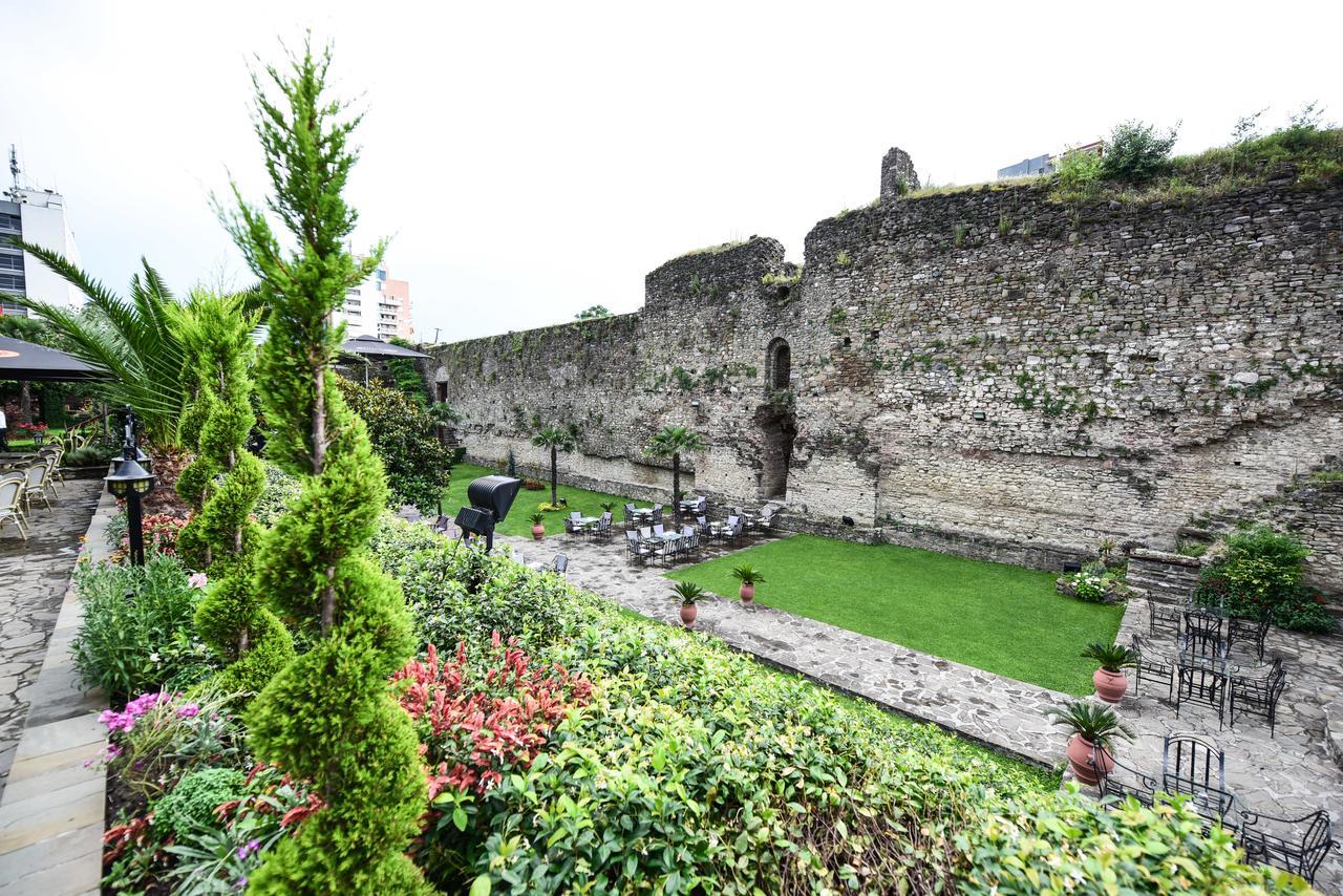 Real Scampis Hotel Elbasan Luaran gambar